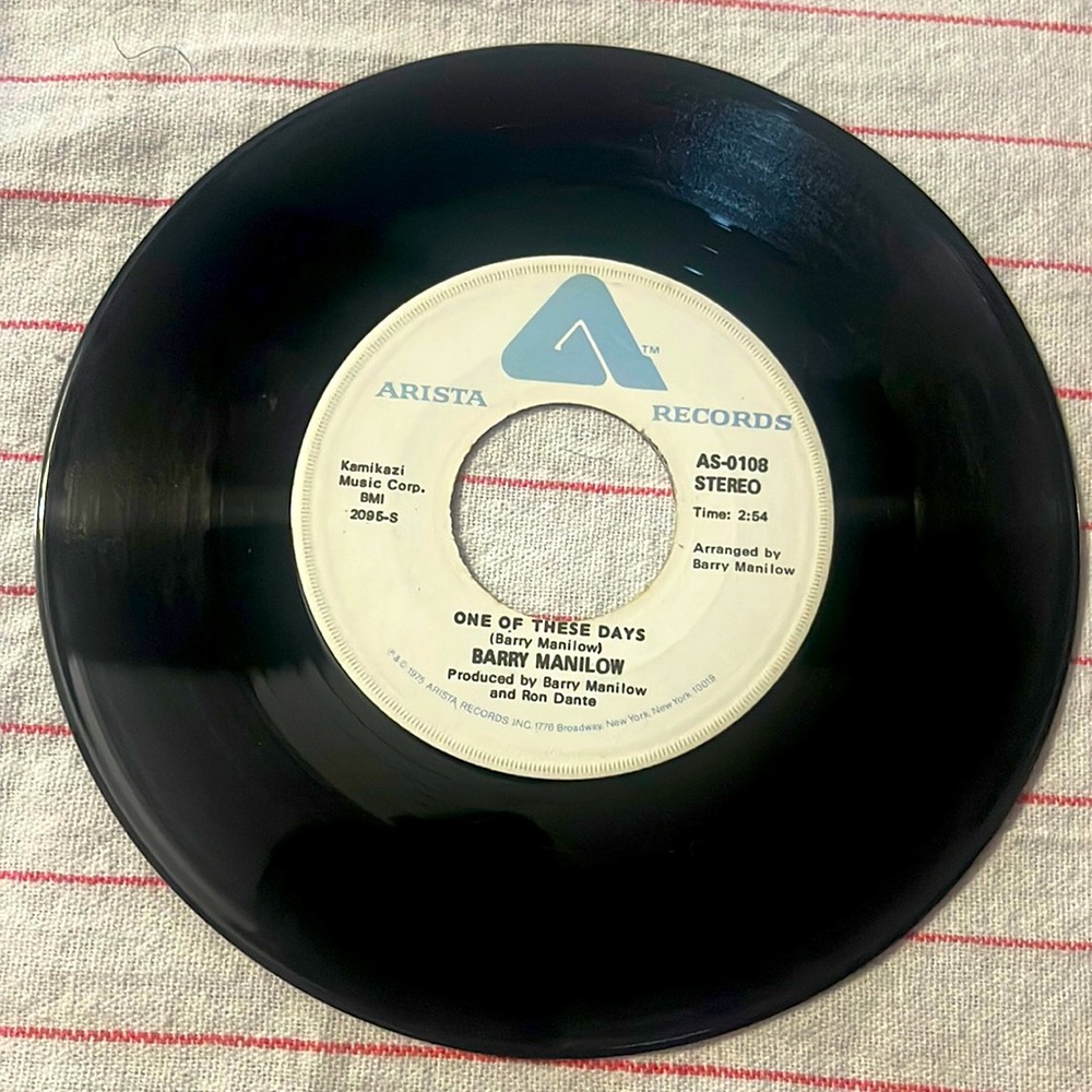 Barry Manilow vintage vinyl record 45 rpm